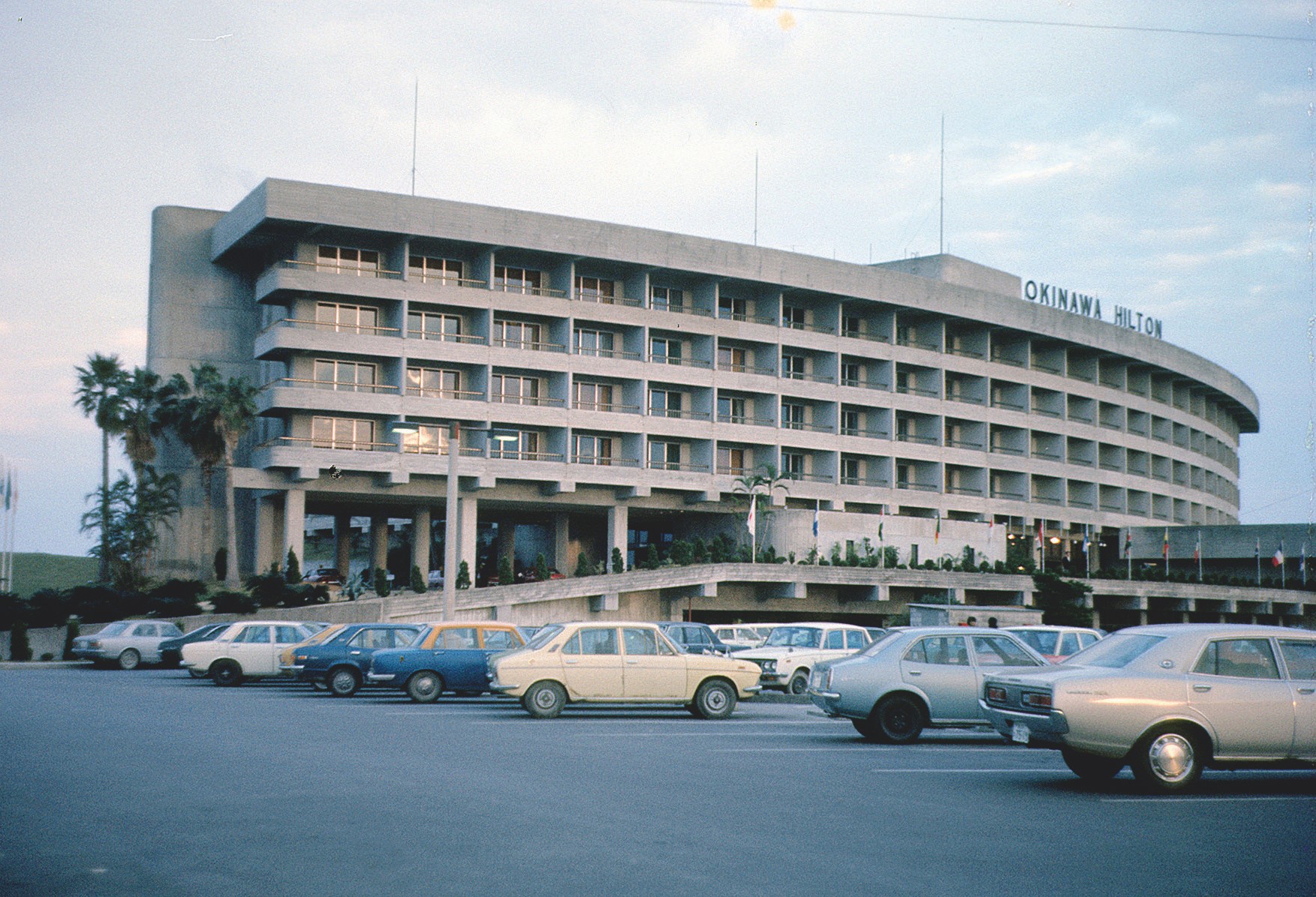 Das Okinawa Hilton Hotel 1975