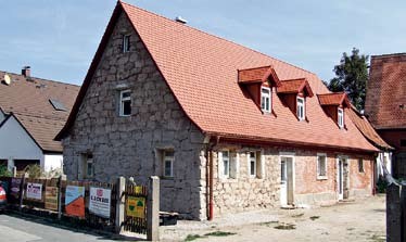 Haus in Kriegenbrunn bei Frauenaurach vor dem Verputzen